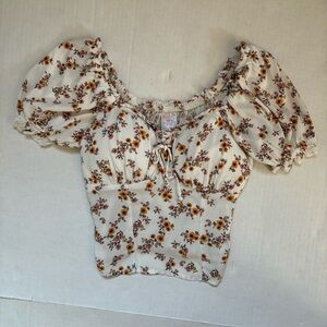 No Boundaries Floral Top Size Small